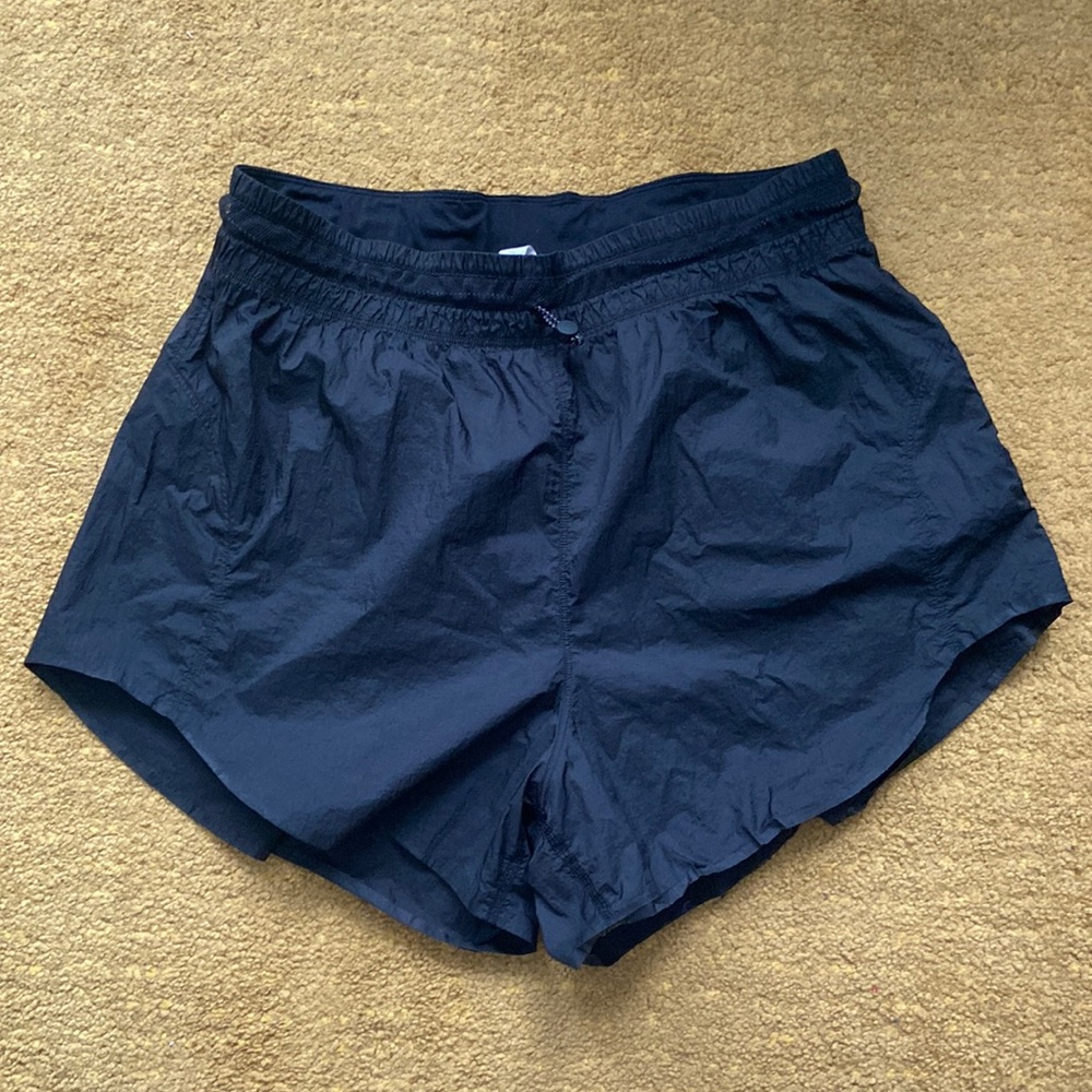 Lululemon run shorts